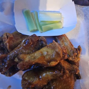 Skipper's Smokehouse - Buffalo wings have great flavor they were just alittle dry - Seafood Near Me - Tampa, Florida Skipper's Smokehouse - Buffalo wings have great flavor they were just alittle dry - Seafood Near Me - Tampa, Florida