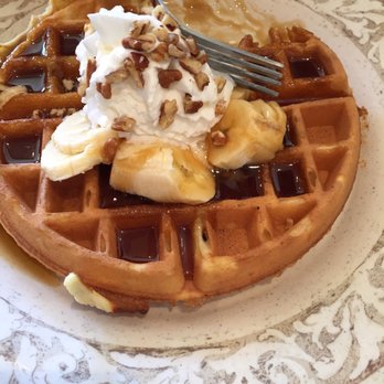 Another Broken Egg Cafe - Scrumptious! - Breakfast & Brunch Near Me - Mountain Brook, Alabama