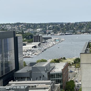 Altitude Sky Lounge - View - Lounges Near Me - Seattle, Washington