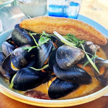 Driftwood Kitchen - Seafood Near Me - Laguna Beach, California Driftwood Kitchen - Seafood Near Me - Laguna Beach, California
