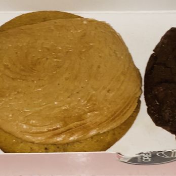 Crumbl - Tatum - Bakeries Near Me - Phoenix, Arizona