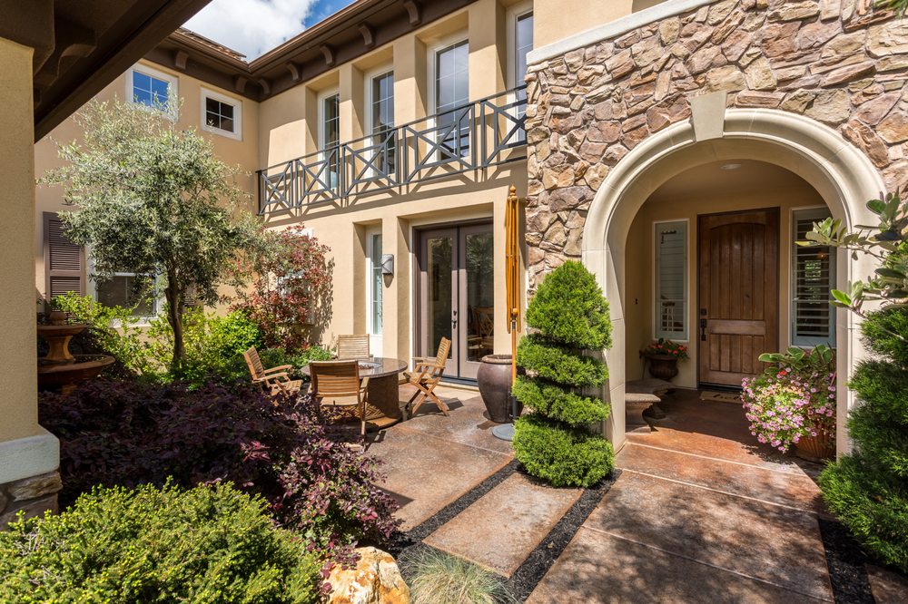 STALKER & REAL ESTATE GROUP 17 Photos 915 Highland Pointe