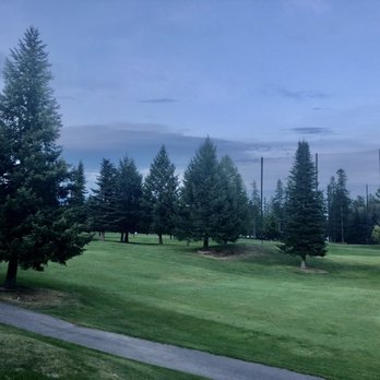 Grouse Mountain Lodge - Golf course view - Hotels Near Me - Whitefish, Montana