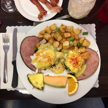 Speggtacular - Eggs Florentine- full of flavor! So delicious! - Breakfast & Brunch Near Me - Largo, Florida Speggtacular - Eggs Florentine- full of flavor! So delicious! - Breakfast & Brunch Near Me - Largo, Florida