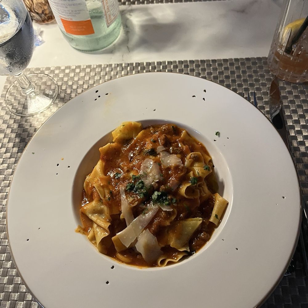 Oak & Vine - Bolognese - Breakfast & Brunch Near Me - Glen Cove, New York Oak & Vine - Bolognese - Breakfast & Brunch Near Me - Glen Cove, New York