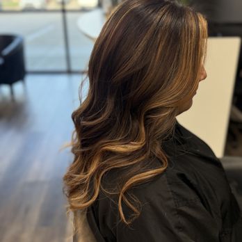 A La Mode Hair Studio - Hair Extensions Near Me - Plano, Texas A La Mode Hair Studio - Hair Extensions Near Me - Plano, Texas