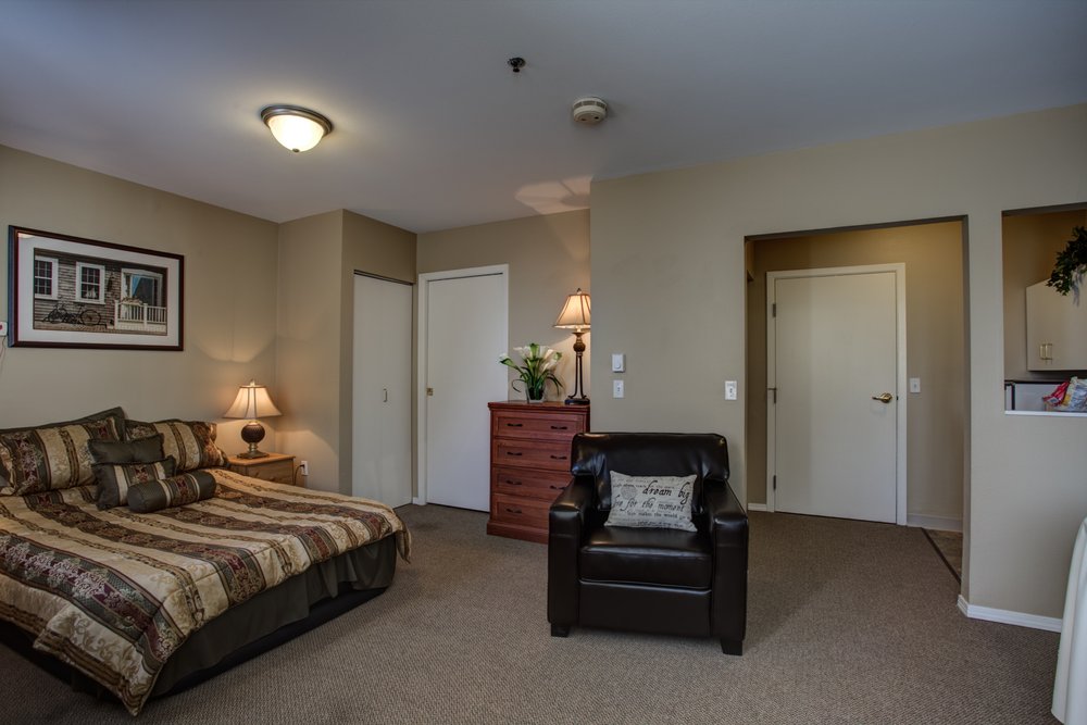 HILLSIDE PLACE Updated July 2024 43 Photos 1400 SE 19th St, Lincoln City, Oregon