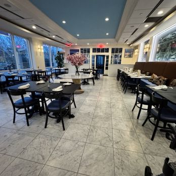Ayse Meze Lounge - A lovely inviting and spacious dining room. - Mediterranean Near Me - Rockville, Maryland Ayse Meze Lounge - A lovely inviting and spacious dining room. - Mediterranean Near Me - Rockville, Maryland