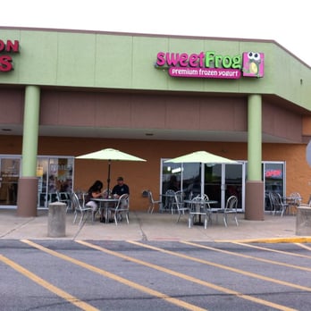 sweetFrog Premium Frozen Yogurt - Ice Cream & Frozen Yogurt Near Me - Cincinnati, Ohio sweetFrog Premium Frozen Yogurt - Ice Cream & Frozen Yogurt Near Me - Cincinnati, Ohio