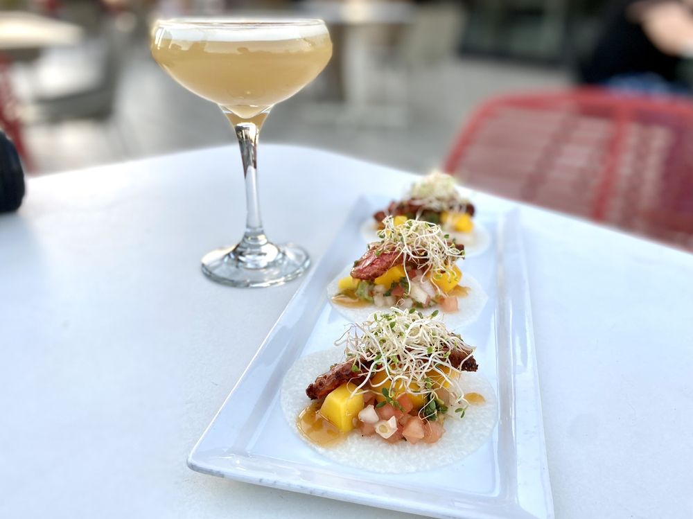 FLOOR 13 ROOFTOP BAR 175 Photos & 83 Reviews 15 E Monroe St