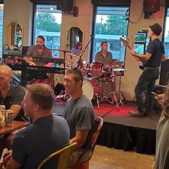 Detroit Fleat - Beer, Wine & Spirits Near Me - Ferndale, Michigan