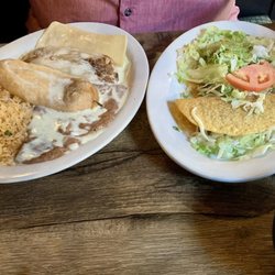 Mi Pueblito 4 - Combination plate