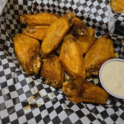 R & R Wing Cafe - Smoky garlic