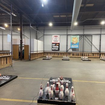 The Fowling Warehouse Indianapolis - Sports Bars Near Me - Indianapolis, Indiana