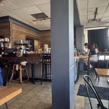 Kaze Sushi and Thai - Thai Near Me - Chicago, Illinois Kaze Sushi and Thai - Thai Near Me - Chicago, Illinois
