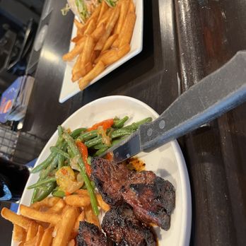 McSwiggan's - They got good fries too. - Irish Pub Near Me - Weymouth, Massachusetts McSwiggan's - They got good fries too. - Irish Pub Near Me - Weymouth, Massachusetts