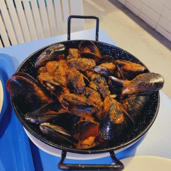 La Paradeta - mussels in sauce - Seafood Near Me - Barcelona, B