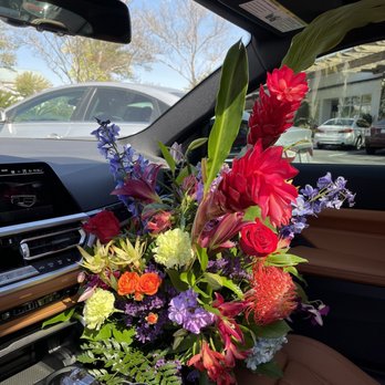 Blooming Gals Flower Shop - Florists Near Me - Corona, California Blooming Gals Flower Shop - Florists Near Me - Corona, California