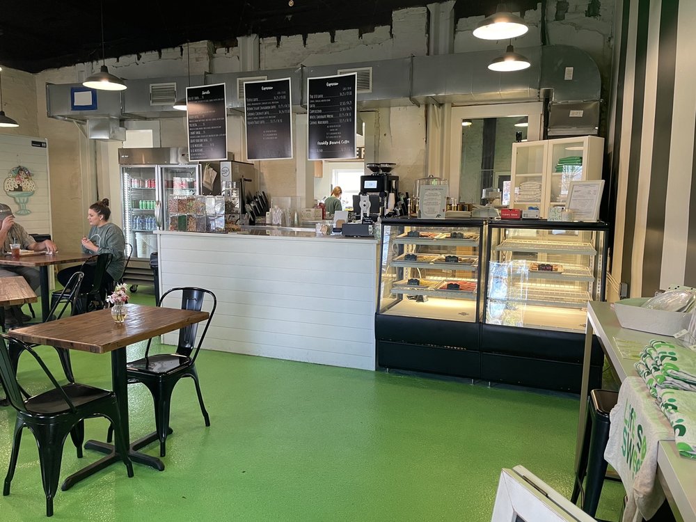 Ally B’s Cafe and Bakery