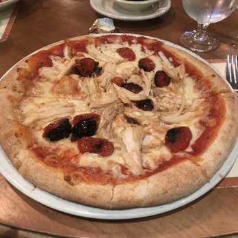 Fiorella's Italian Kitchen - Pizza Near Me - Oxon Hill, Maryland
