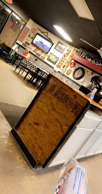Teak & Charlie's Jersey Girl Pizza by null
