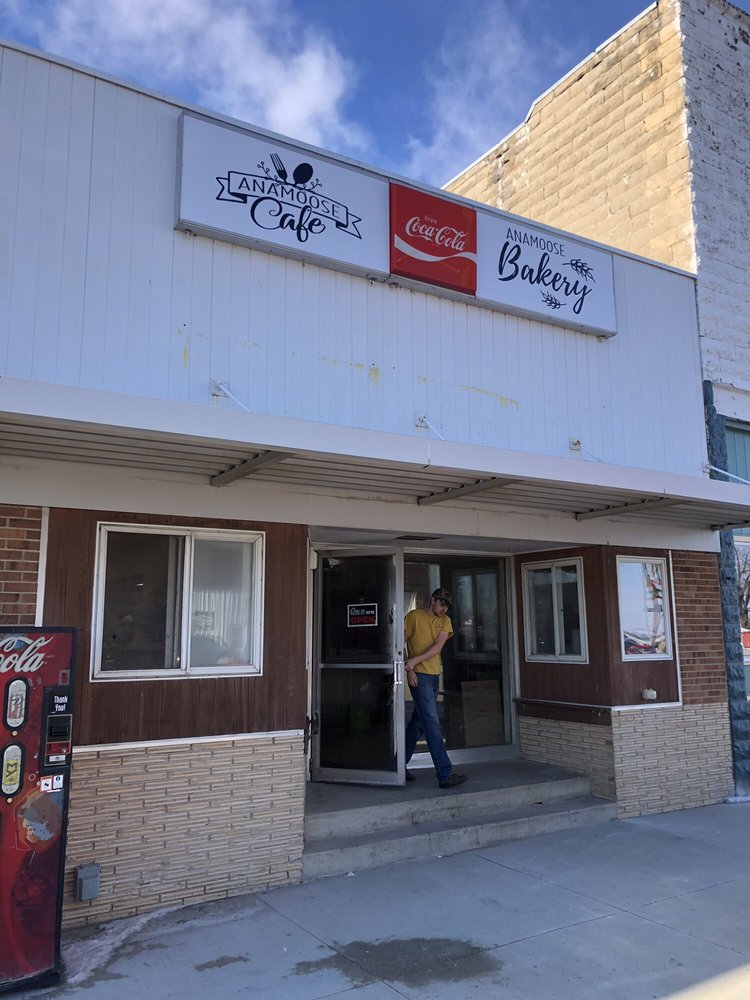 ANAMOOSE BAKERY & CAFE Updated September 2024 807 1st St, Anamoose