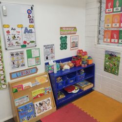 Calvary Child Care Center Oahu - Cozy corner, big adventures! Our classroom library encourages a love of books, stories and imagination.
