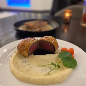 Hell's Kitchen - Beef wellington - Cocktail Bars Near Me - Funner, California Hell's Kitchen - Beef wellington - Cocktail Bars Near Me - Funner, California