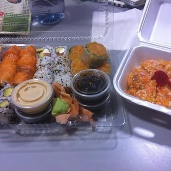Bonsa Sushi - Sushi Bars Near Me - Montreal, Quebec
