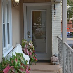 Himalayan Yoga & Meditation - Center entrance