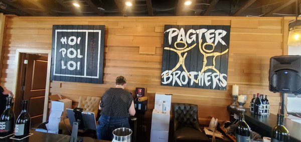 Hoi Polloi Winery by null