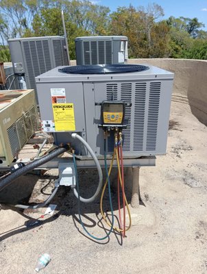 HVAC Repair Showcase - Morante HVAC specializes in repairs and troubleshooting for all types of heating and cooling systems. As a licensed HVAC business, we are committed to diagnosing and fixing issues efficiently, ensuring your home or business remains comfortable year-round. Our experienced technicians handle everything from minor repairs to complex system failures, using the latest tools and techniques to restore optimal performance. We pride ourselves on providing prompt, reliable service and are dedicated to keeping your HVAC systems running smoothly.