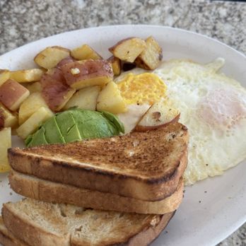 Blueberry's Cafe - eggs potatoes toast - Breakfast & Brunch Near Me - Naples, Florida Blueberry's Cafe - eggs potatoes toast - Breakfast & Brunch Near Me - Naples, Florida