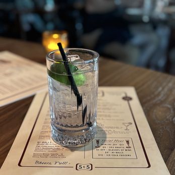 Seager & Sons - Lavender cocktail - Pizza Near Me - Plano, Texas Seager & Sons - Lavender cocktail - Pizza Near Me - Plano, Texas