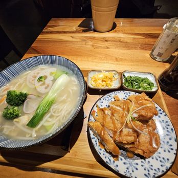 Hâo Noodle&tea - Asian Fusion Near Me - Vienna, 9 Hâo Noodle&tea - Asian Fusion Near Me - Vienna, 9
