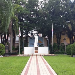 View of the entire park from the park entrance