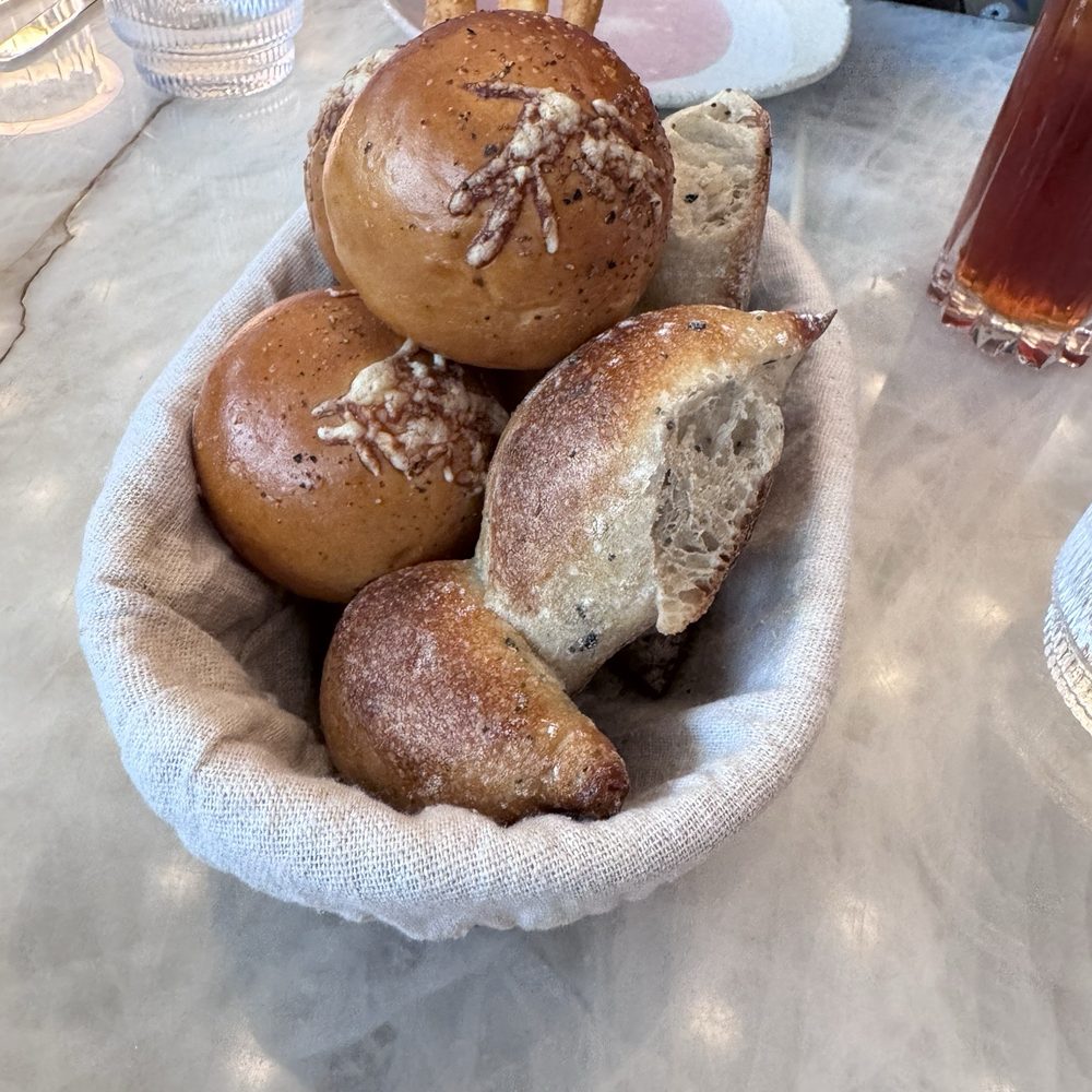 Le Jardinier - Bread service - French Near Me - Houston, Texas Le Jardinier - Bread service - French Near Me - Houston, Texas