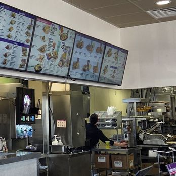 Taco Bell - Menu Board - Fast Food Near Me - Lumberton, North Carolina