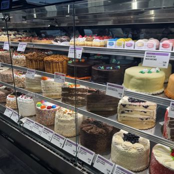 Rouses Market - Cakes galore - Grocery Near Me - Biloxi, Mississippi Rouses Market - Cakes galore - Grocery Near Me - Biloxi, Mississippi