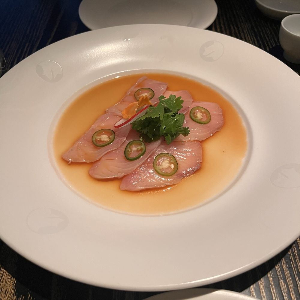 Restaurante Nobu - Yellowtail jalepeño sashimi - Japanese Near Me - Barcelona, B Restaurante Nobu - Yellowtail jalepeño sashimi - Japanese Near Me - Barcelona, B