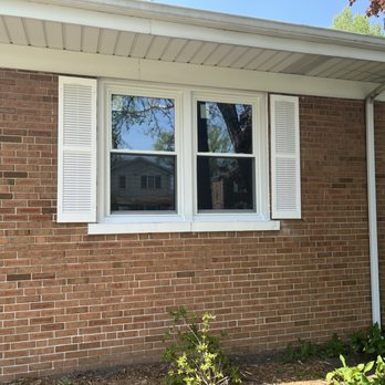E V Windows & Doors Inc - Bedroom double hung windows - Windows Installation Near Me - Des Plaines, Illinois
