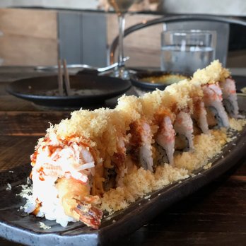 Fúdo - Sushi roll - Asian Fusion Near Me - Chamblee, Georgia