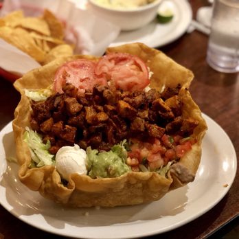 Amigo's - Al Pastor Taco Salad - VN - Mexican Near Me - Kahului, Hawaii Amigo's - Al Pastor Taco Salad - VN - Mexican Near Me - Kahului, Hawaii
