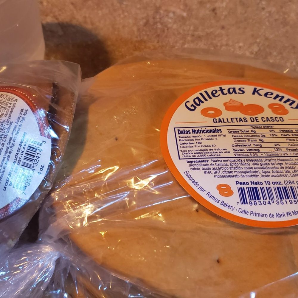 El Buen Cafe - Crackers they have - Seafood Near Me - Hatillo, Puerto Rico