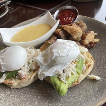 Pacific's Edge Restaurant - Point Lobos*  Poached eggs with Dungeness crab I'm not a Hollandaise fan so had that on side - Seafood Near Me - Carmel, California