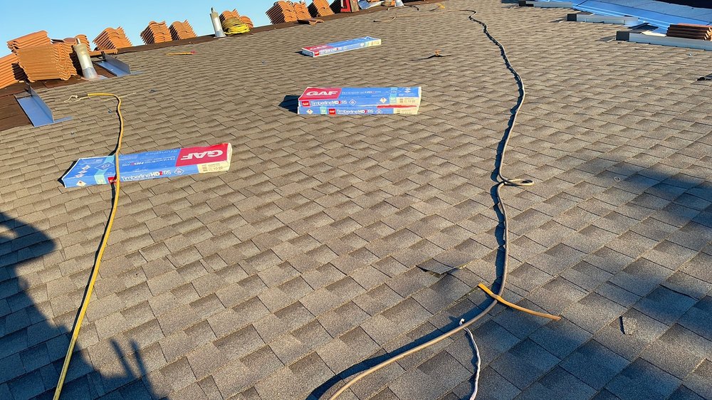 Slide of Suriana Roofing