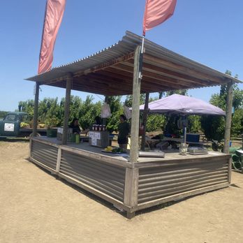 Diablo Cherries - Pay booth - Pick Your Own Farms Near Me - Brentwood, California