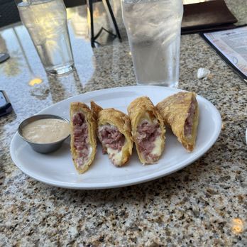 The Pub - Orlando - Reuben Spring rolls Yummy!! - British Near Me - Orlando, Florida The Pub - Orlando - Reuben Spring rolls Yummy!! - British Near Me - Orlando, Florida