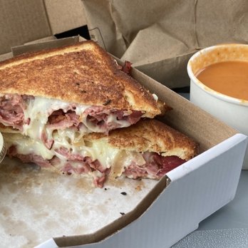 Honolulu Bistro - Pastrami melt w ccccolld tomato soup - Hawaiian Near Me - Honolulu, Hawaii Honolulu Bistro - Pastrami melt w ccccolld tomato soup - Hawaiian Near Me - Honolulu, Hawaii