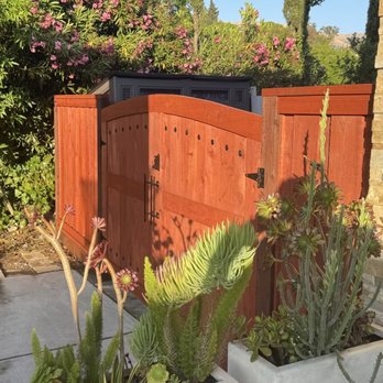 RQ Fencing - Side gate - Fences & Gates Near Me RQ Fencing - Side gate - Fences & Gates Near Me
